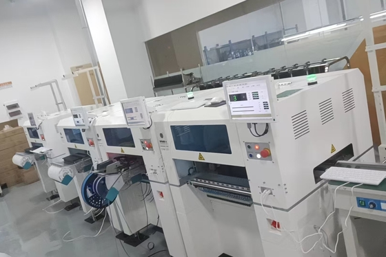 CHM-551 Volautomatische 4-kops SMT Pick-and-Place Machine 0201, Automatische Nozzlewissel