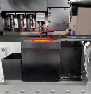 Charmhigh CHM551 SMD pick and place machine met hoge precisie voor 0201 / QFN / BGA