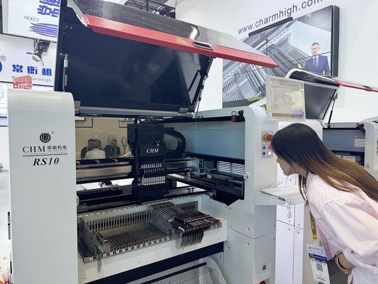 Dual Linear Motor Drive Charmhigh RS10 Magnetische Suspension SMT Pick and Place Machine