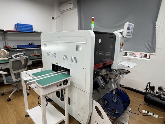 Compacte industriële SMD pick and place machine TC06 chipmount voor PCB-assemblagelijn