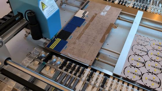 CHMT48VB Benchtop SMT Pick and Place Machine 58 Feeders 2 Vision Cameras