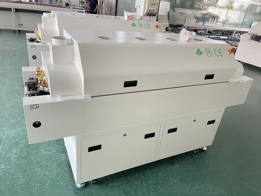 Hoogprecisie 4-kop CHM-551P SMT-productielijn met 4-zone reflowoven voor PCB-assemblage