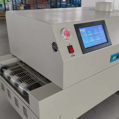 T961 Desktop Reflow Oven met transportband 730*230mm 6 temperatuurzones 3.5KW Soldeermachine