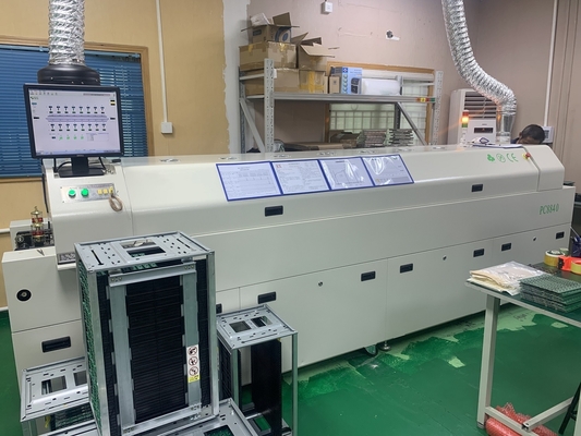 PC8835 Automatische spoor + PC-controle Loodvrije reflowoven 8 temp Zones Soldering Machine