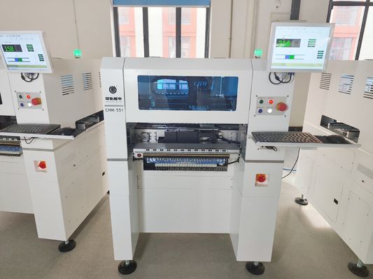 Hoge nauwkeurigheid 4 koppen SMT Pick & Place Machine CHM-551 Automatische mondstukwisseling CPK≥1.0
